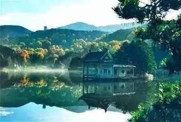 秋日过吴侃幽居