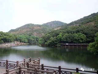 鹧鸪天·天末残霞卷暮红