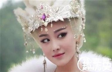 感皇恩 寿左司吴君章母夫人
