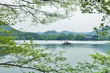 初平诗