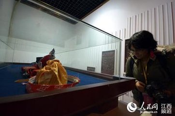 送萧尚书致仕归庐陵