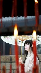 菩萨蛮·画檐细雨偏红烛