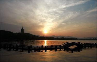 送僧往太原谒李司空