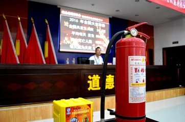 送周子静桂阳教官