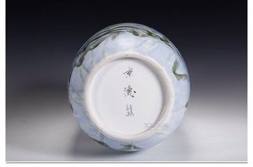 虞美人·月娥弄影当窗照