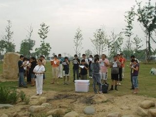 与诸公会饮昆山放生池亭