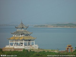 题望湖亭