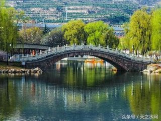 马跑泉